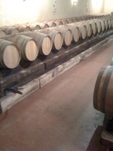 Une rangée de barrique partie